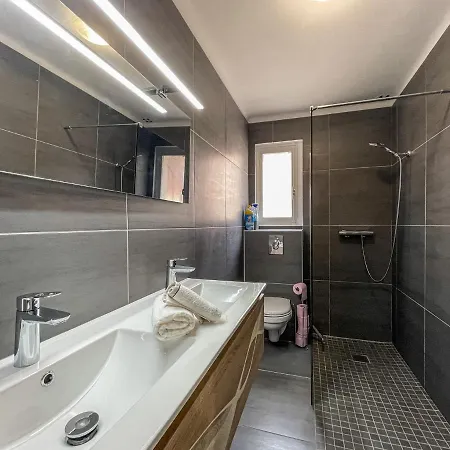 Apartament T2 Equipe A 2 Min De La Menage Inclus 2 *